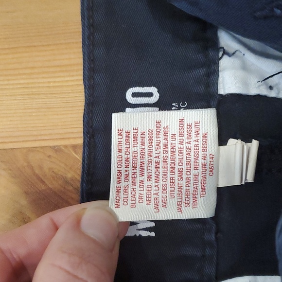 Short shorts! - Picture 5 of 6